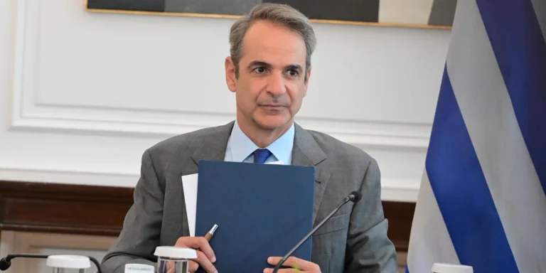 Την Τρίτη, το τελευταίο υπουργικό της χρονιάς υπό τον Μητσοτάκη