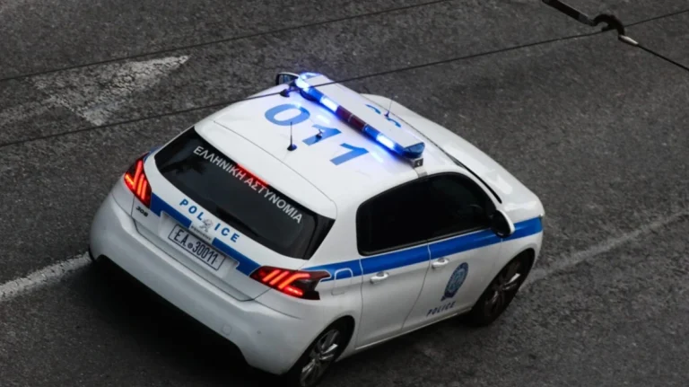 Υπάλληλος έκλεψε από 7.300 ευρώ από το πορτοφόλι του αφεντικού της στην Κόνιτσα