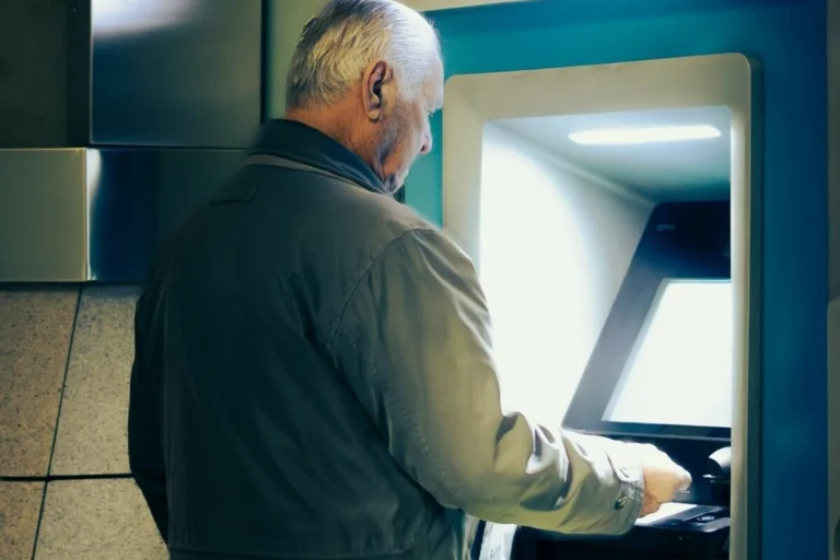 Συντάξεις Ιανουαρίου 2026: Δεύτερος γύρος πληρωμών σήμερα το απόγευμα