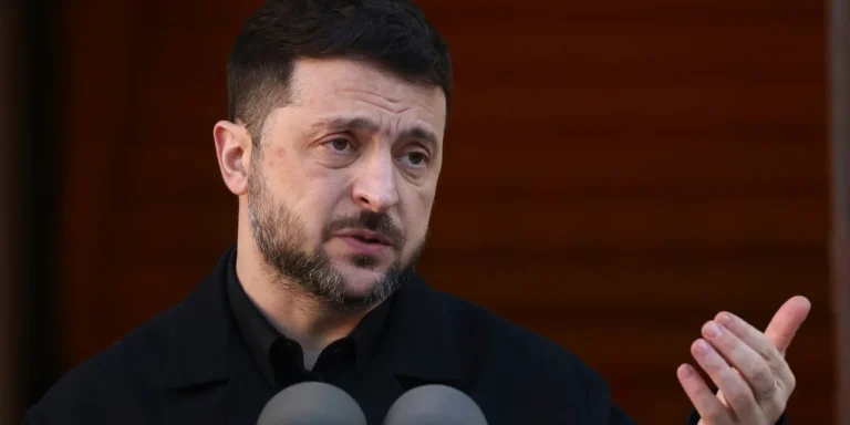 Ζελένσκι: Η Ουκρανία και οι ΗΠΑ θα μιλήσουν σήμερα πάνω στο σχέδιο ειρήνης