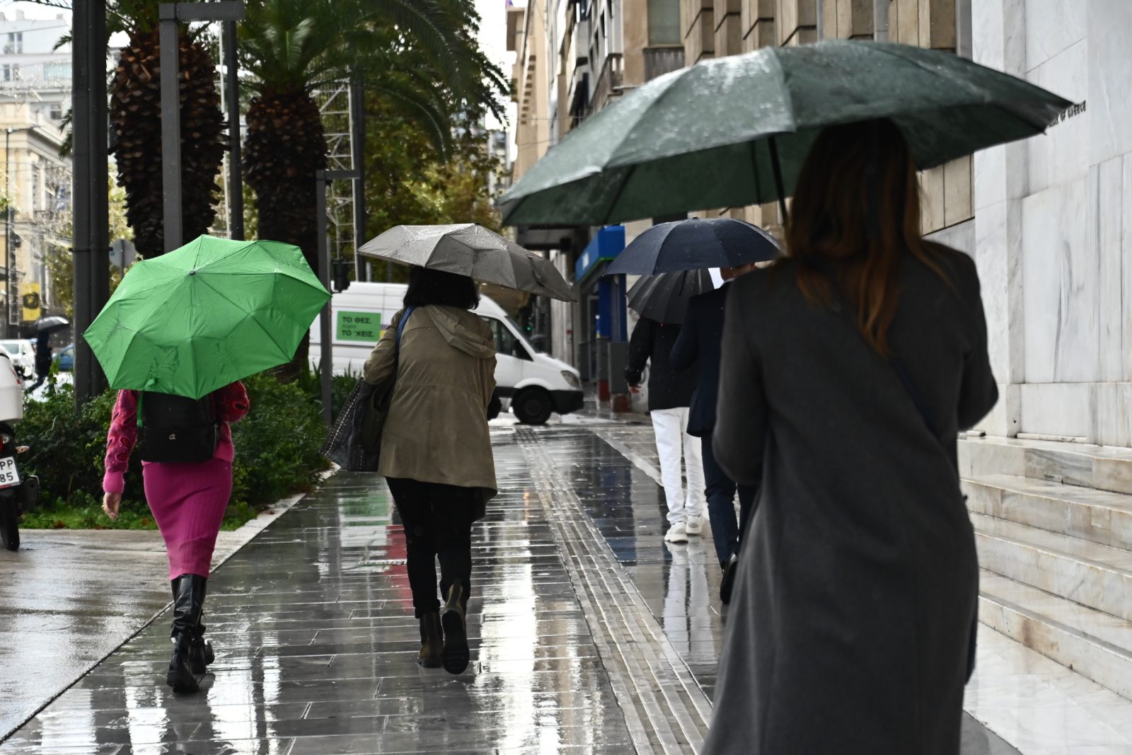 Καιρός αύριο: Τοπικές βροχές με δυνατούς ανέμους σε πολλές περιοχές της χώρας
