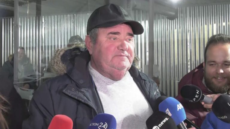 Ο αγροτοσυνδικαλιστής Ανεστίδης βρίζει χυδαία τον Μητσοτάκη on camera