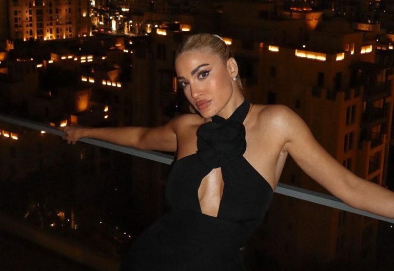 Η Τούνη άλλαξε χρόνο με τον σύντροφό της και την οικογένειά του: Ντρεπόμουν να τραβάω story