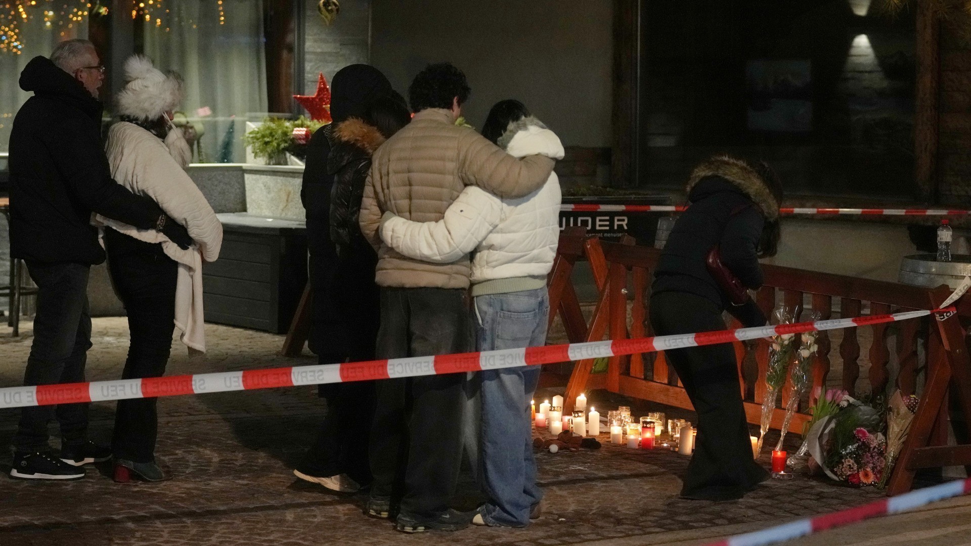 Πένθος στην Ελβετία για τους νεκρούς της φονικής πυρκαγιάς – Συγκλονίζουν οι μαρτυρίες επιζώντων