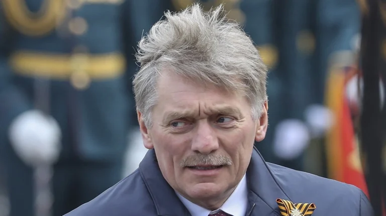 Πεσκόφ: Η Ρωσία θεωρεί τη Γροιλανδία ως έδαφος της Δανίας