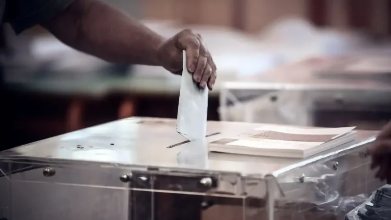 Δημοσκόπηση Interview: Στο 32,3% η ΝΔ – Το 70% θεωρεί ανέτοιμη την Καρυστιανού