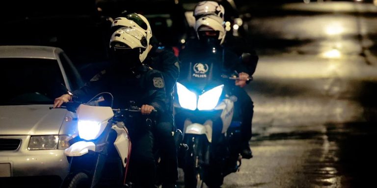 Συνελήφθη γνωστός επιχειρηματίας στο Παλαιό Φάληρο