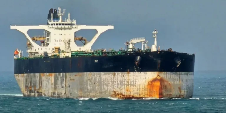 Θρίλερ στον Ατλαντικό: Αμερικανοί κομάντος κατέλαβαν δύο ρωσικά τάνκερ