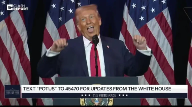 Ο Τραμπ κοροϊδεύει αρσιβαρίστριες και τρανς αθλήτριες: «Με μισεί η Μελάνια όταν το κάνω»