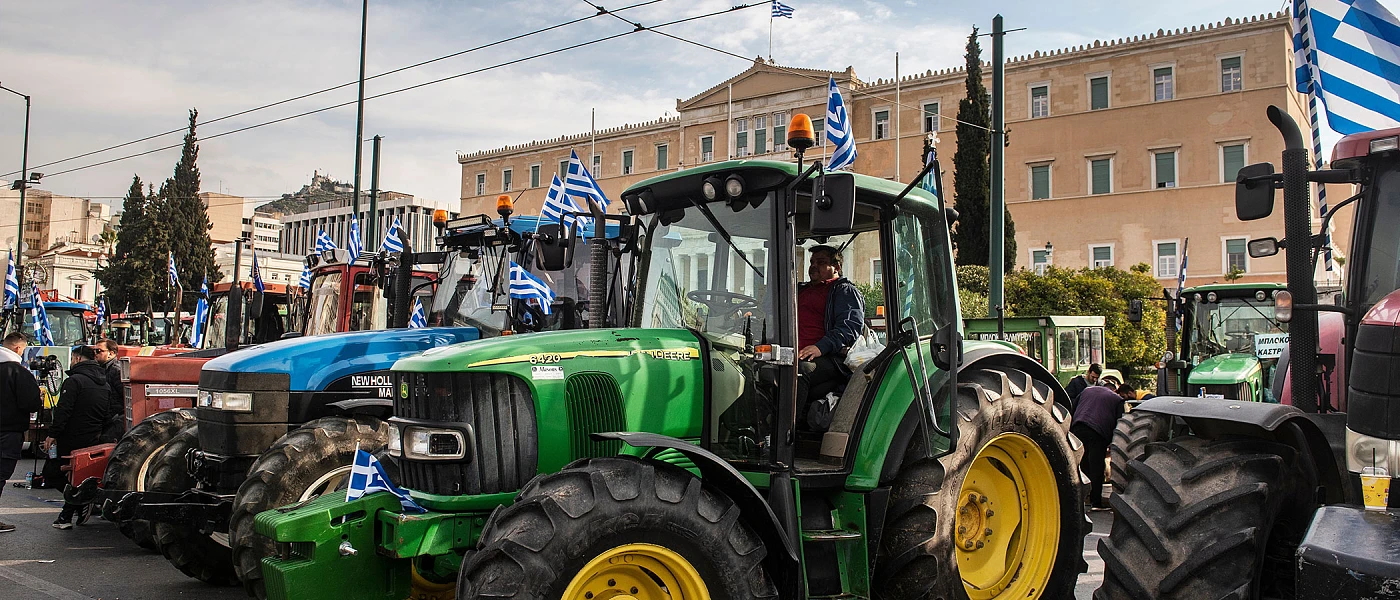 Ξεκίνησε η κάθοδος των τρακτέρ στην Αθήνα – Μαρούδας: «100 τρακτέρ θα μπουν μπροστά στη Βουλή»