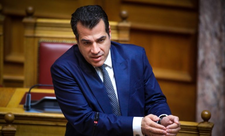 Πλεύρης: Θα απελαύνονται όσοι μετανάστες λειτουργούν παράνομους λατρευτικούς χώρους