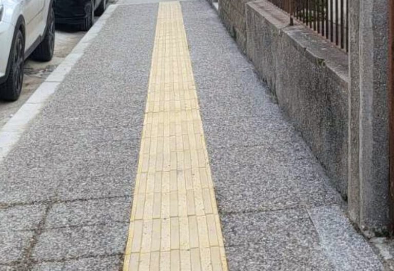 Δ.Ρόδου: Προχωρούν οι εργασίες ανακατασκευής των πεζοδρομίων