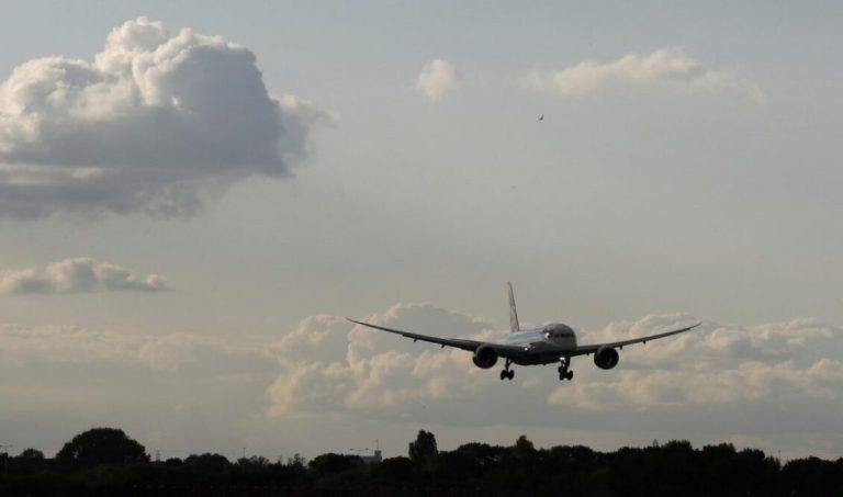 Συντριβή αεροσκάφους κοντά στο Μάντσεστερ