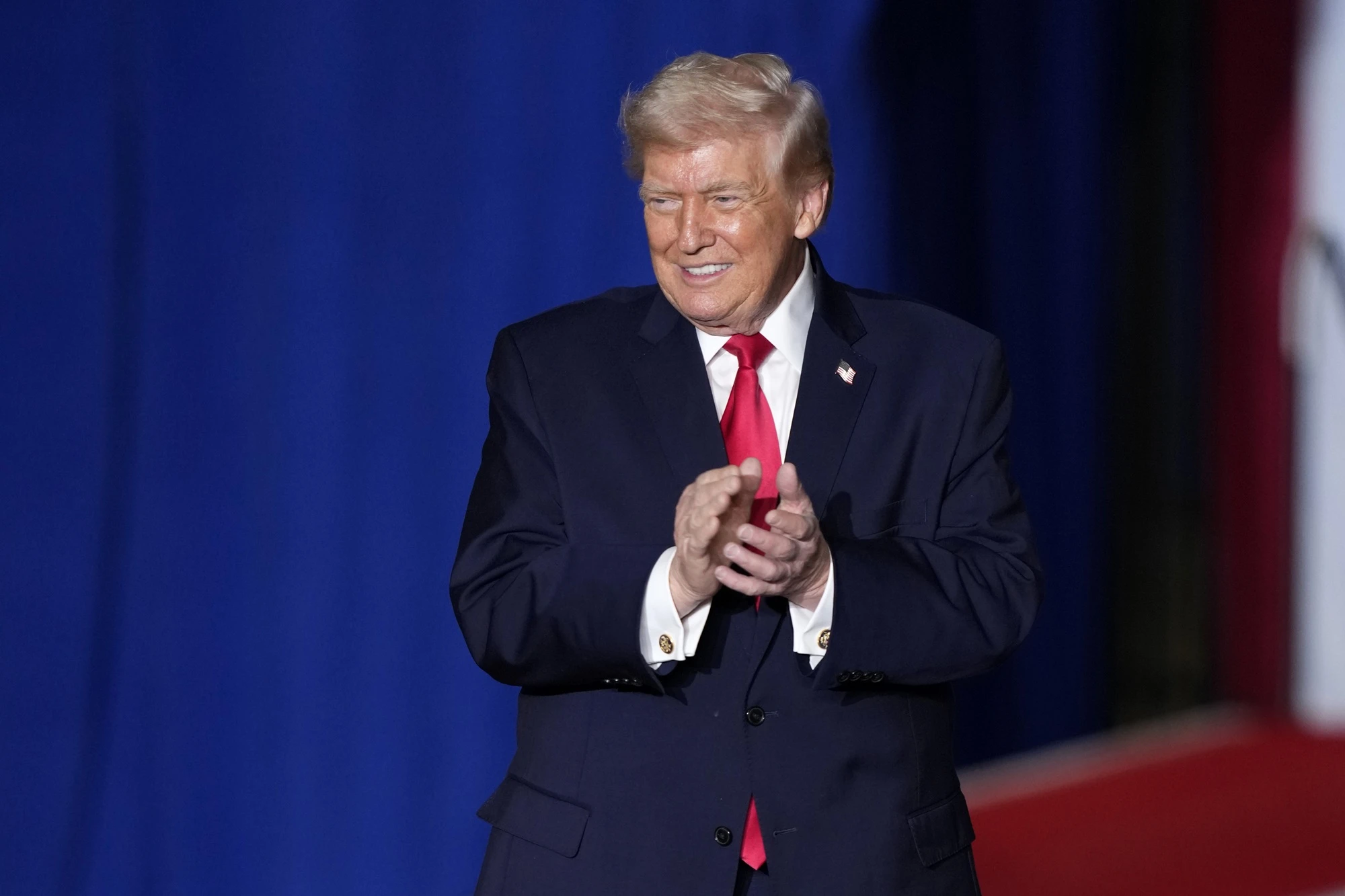 Τραμπ: «Ισχυρή και ιστορική η φιλία ΗΠΑ-Ελλάδας» – Αναφορά σε άμυνα, ενέργεια και ναυπηγική συνεργασία