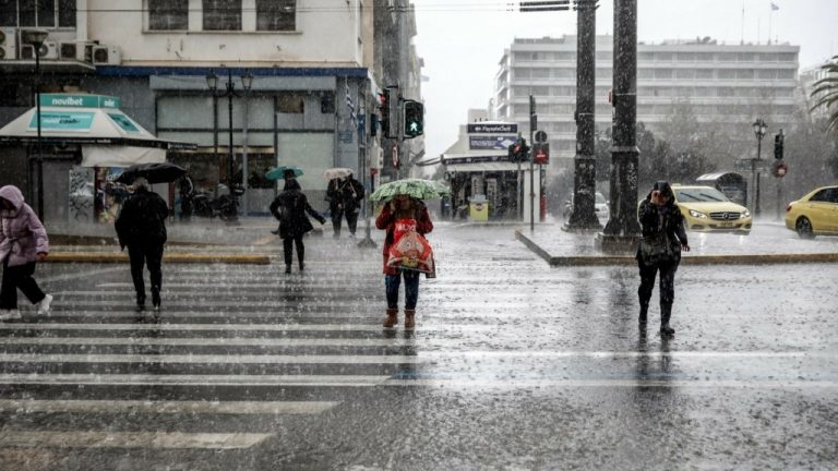 Ήπιος, με βροχές και σκόνη, ο καιρός των επόμενων ημερών, λέει ο Τσατραφύλλιας