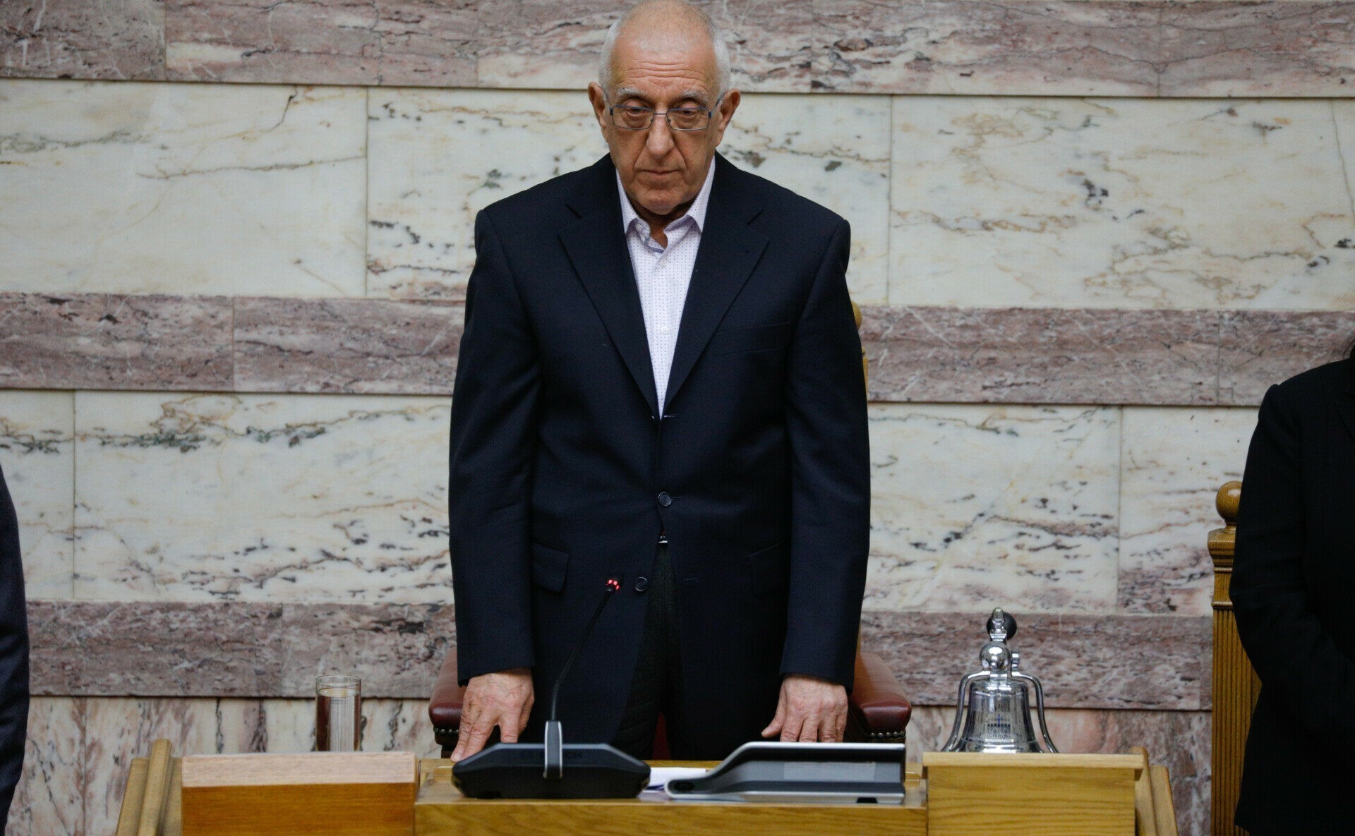 Κακλαμάνης: «Η Βουλή θα προσπαθήσει να αγοράσει τις φωτογραφίες των 200 εκτελεσθέντων της Καισαριανής» 