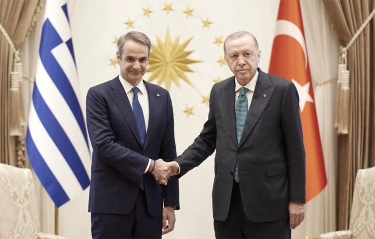 Στο Λευκό Παλάτι της Άγκυρας ο Μητσοτάκης – Σε εξέλιξη η συνάντηση με τον Ερντογάν