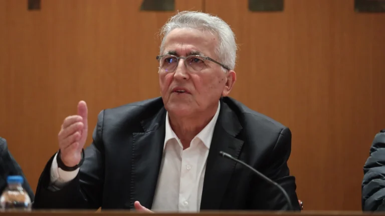 Δεσμεύτηκαν οι λογαριασμοί του Παναγόπουλου της ΓΣΕΕ με εντολή Βουρλιώτη