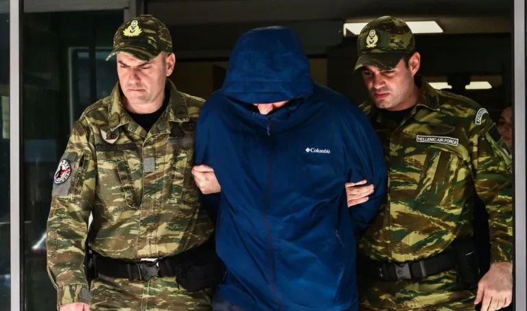 Υπόθεση κατασκοπείας: “Λύγισε” ο Σμήναρχος και κατονόμασε τον συνεργό του από την Κίνα