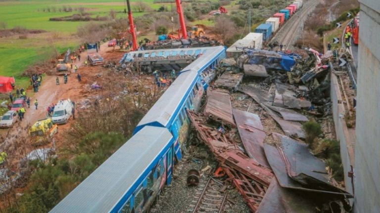 Τέμπη: Αναβάλλονται 7 εκταφές – Οι συγγενείς ζητούν τα δείγματα να σταλούν στο εξωτερικό