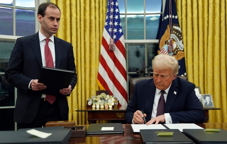 ΗΠΑ: Το Ανώτατο Δικαστήριο ακυρώνει τους δασμούς Τραμπ