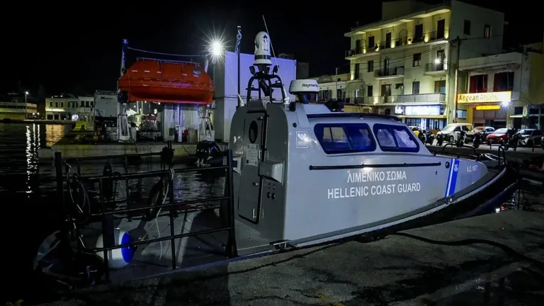 Χίος: Συγκλονίζει δύτης που βούτηξε στο σημείο της τραγωδίας – «Ανασύραμε 12 πτώματα»