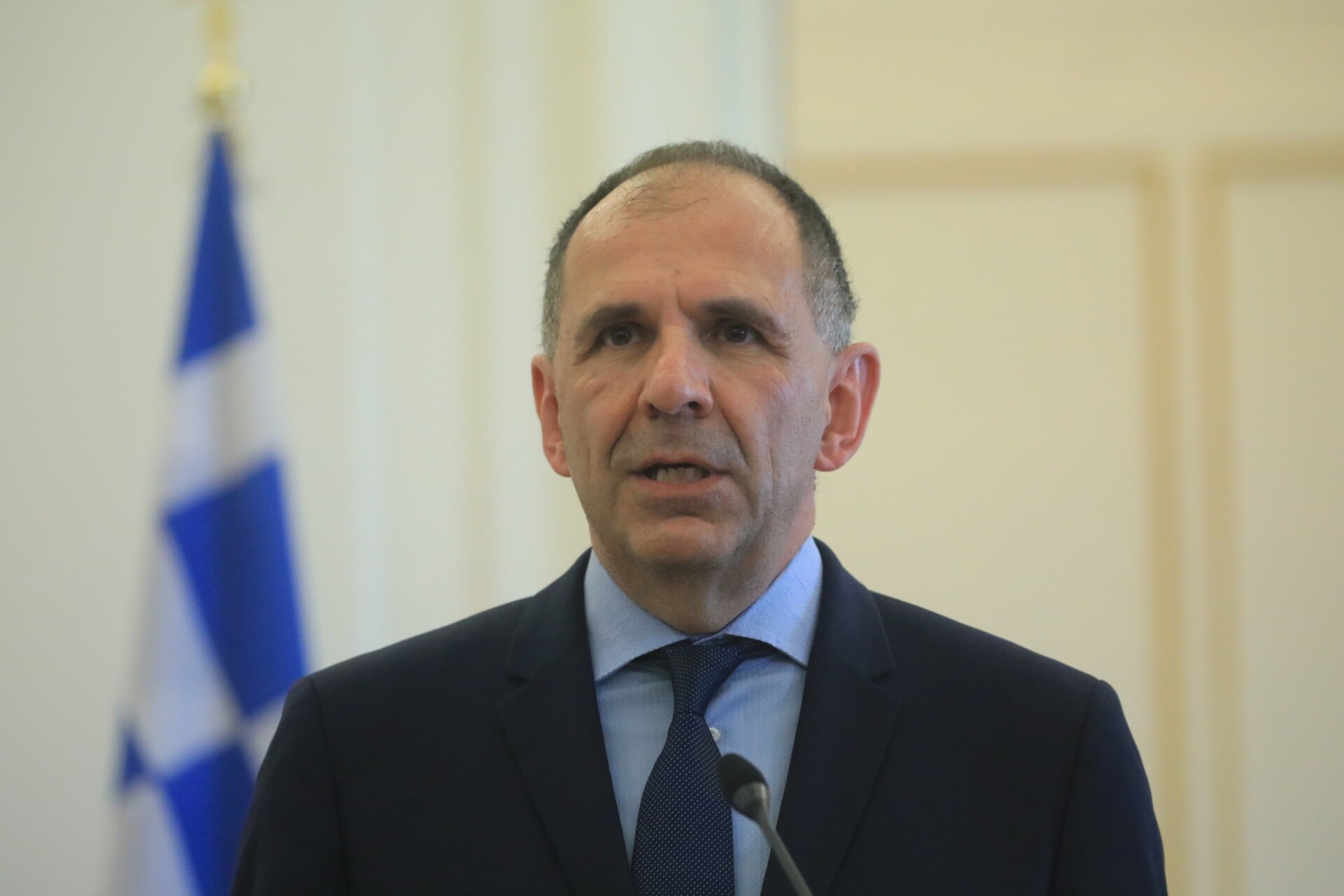Στη Λιβύη αύριο ο Γιώργος Γεραπετρίτης – Συναντά τον στρατηγό Χαλίφα Χαφτάρ
