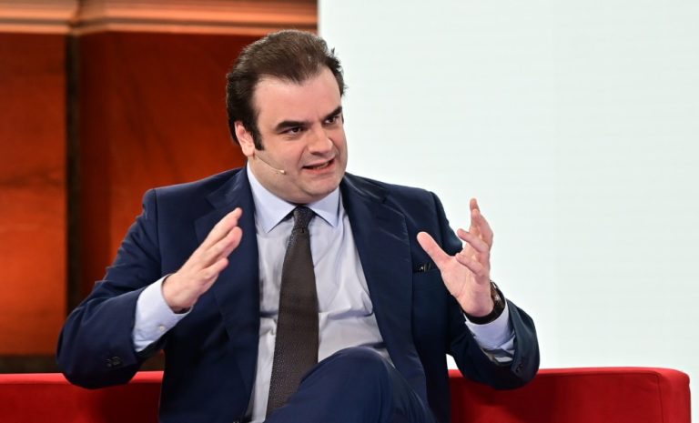 Πιερρακάκης: Ύψιστη προτεραιότητά μας η αντιμετώπιση των επιπτώσεων του πολέμου