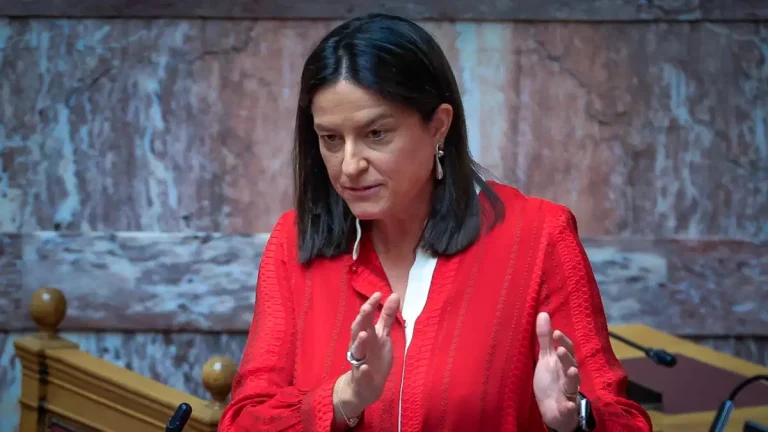 Κεραμέως για κατώτατο μισθό: Την Πέμπτη στο υπουργικό «κλειδώνει» το ποσό