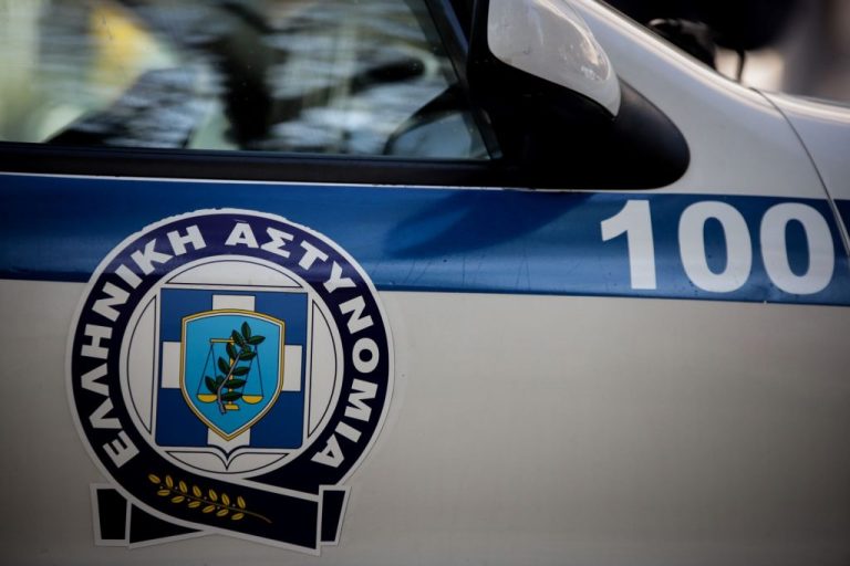 Χειροπέδες σε 38χρονο για βιασμό ανήλικης στη Νέα Σμύρνη