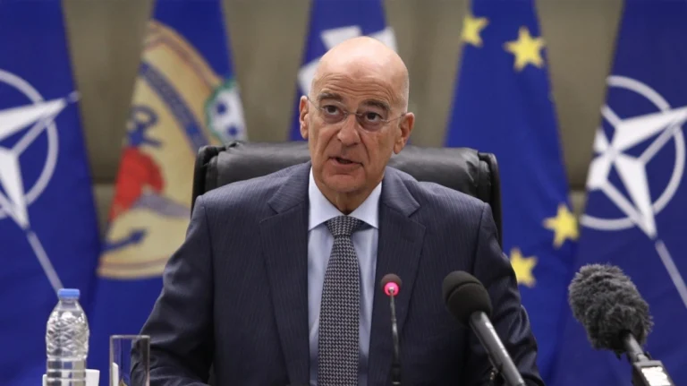 Το μήνυμα του Δένδια για την 25η Μαρτίου: «Η ιστορική μνήμη οδηγός για το μέλλον»