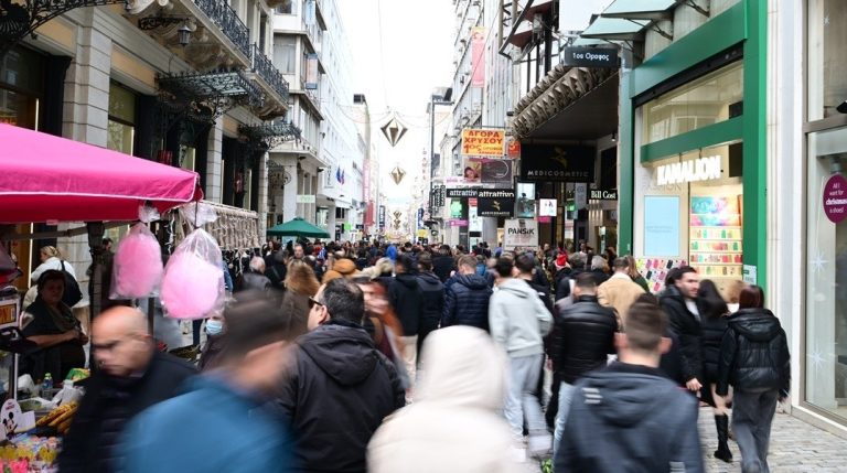 Ανοιχτά μαγαζιά τις Κυριακές: Αναλυτικά οι ημερομηνίες για το 2026