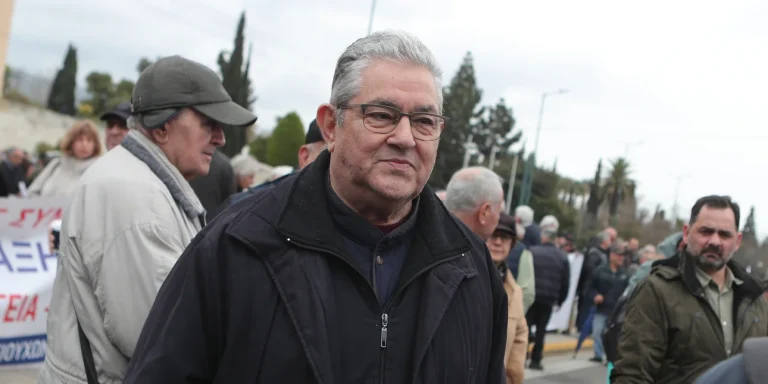 Κουτσούμπας από Σύνταγμα: Στηρίζουμε όλα τα αιτήματα των συνταξιούχων