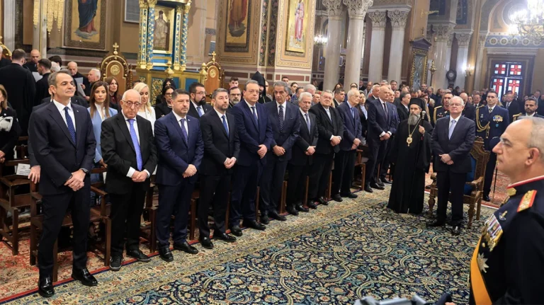 Παρουσία Μητσοτάκη η δοξολογία στη Μητρόπολη για την 25η Μαρτίου