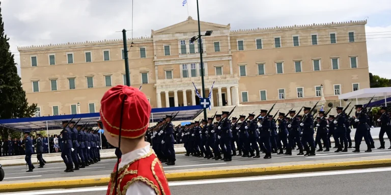 25η Μαρτίου: Κυκλοφοριακές ρυθμίσεις για τη στρατιωτική παρέλαση στην Αθήνα