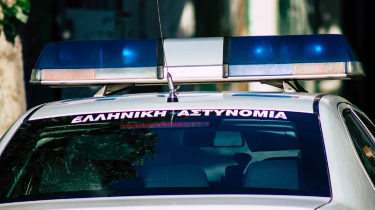 Θεσσαλονίκη: Τέσσερις συλλήψεις για «φρουτάκια»