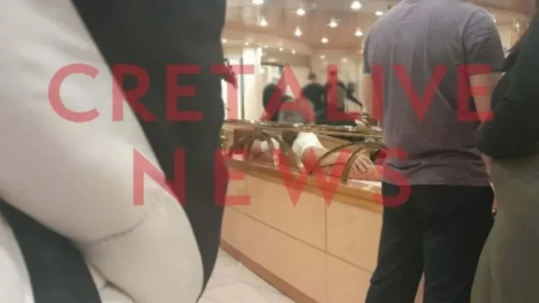 Τα λόγια του 45χρονου που εισέβαλε γυμνός σε καμπίνα μαθητριών σε πλοίο για την Κρήτη: «Θα δεις τώρα τι θα κάνω»