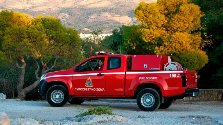 Άρτα: Εγκλωβισμένος εργάτης μετά από κατολίσθηση