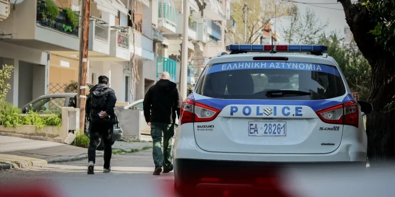 Παραδόθηκε ο ύποπτος για την δολοφονία του 20χρονου στη Θεσσαλονίκη