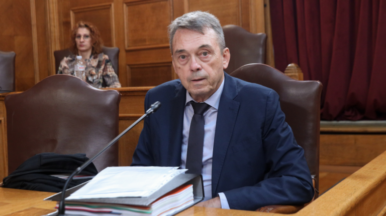 ΟΠΕΚΕΠΕ: Με ανάγκασαν να παραιτηθώ επειδή έκανα καλά τη δουλειά μου, κατέθεσε ο Βάρρας