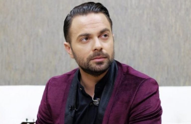 Θύμα επίθεσης ο Ηλίας Βρεττός ενώ τραγουδούσε στην Κύπρο