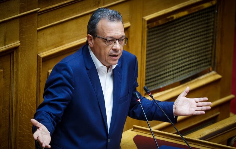 Φάμελλος: «Τριπλάσιο το κόστος του Πασχαλινού τραπεζιού σε σχέση με το 2019»