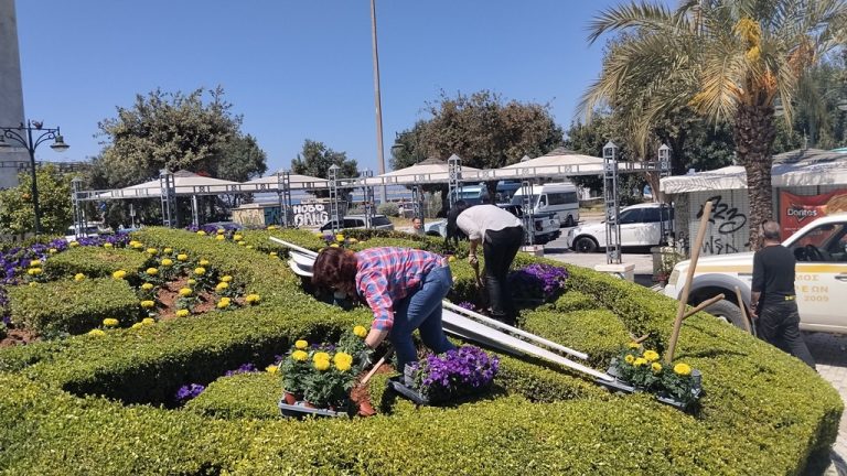 Σε εξέλιξη οι δενδροφυτεύσεις από τον Δήμο Πατρέων