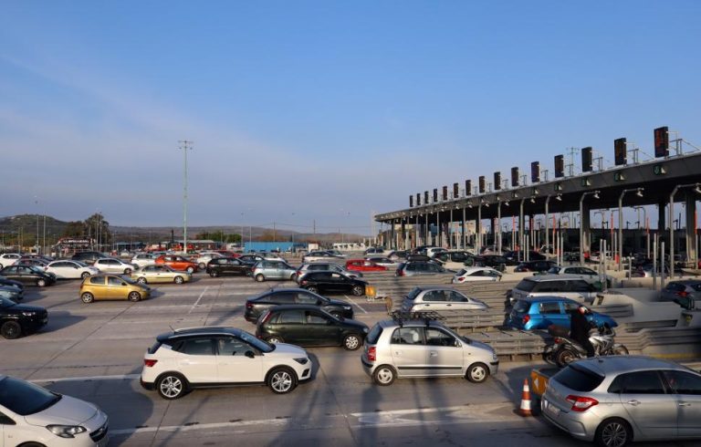 Επιστρέφουν στα αστικά κέντρα οι εκδρομείς του Πάσχα