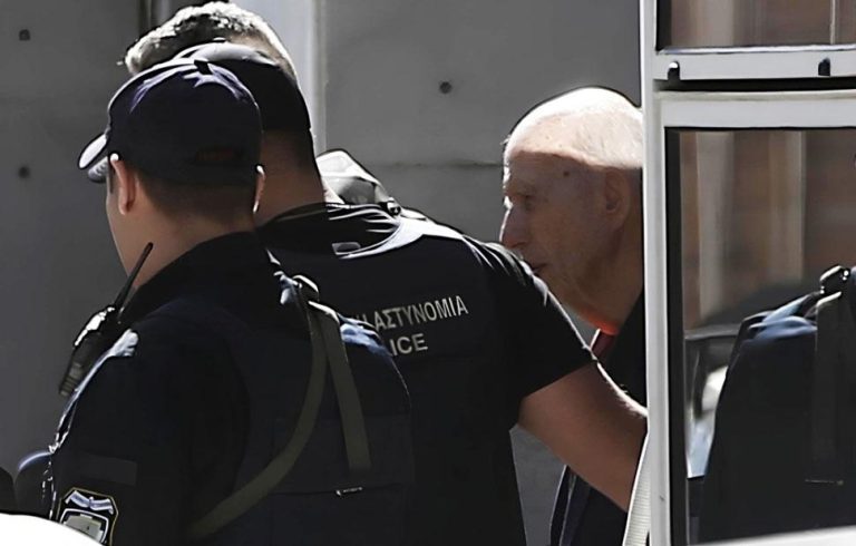 Την Πέμπτη απολογείται ο 89χρονος για τις ένοπλες επιθέσεις σε ΕΦΚΑ και Εφετείο 