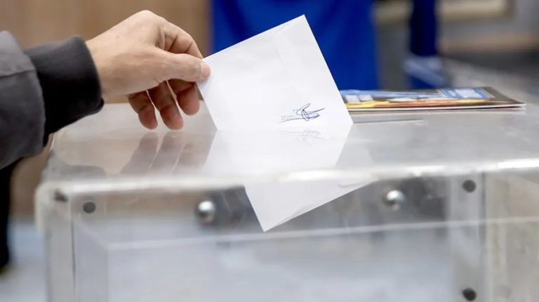 Δημοσκοπήσεις: Ανεβαίνει η ΝΔ – Ενισχύεται το αίτημα της αυτοδυναμίας, λένε στην κυβέρνηση