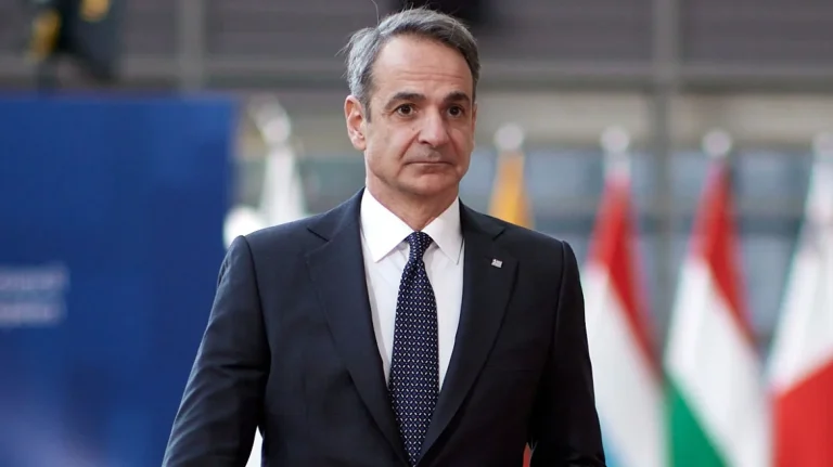 Μητσοτάκης από την Κύπρο: Στεκόμαστε στο πλευρό των πολιτών