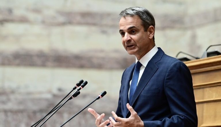 Μητσοτάκης για ΟΠΕΚΕΠΕ: Το Μαξίμου ψάχνει στρατηγική διαχείρισης και οι βουλευτές «βράζουν»