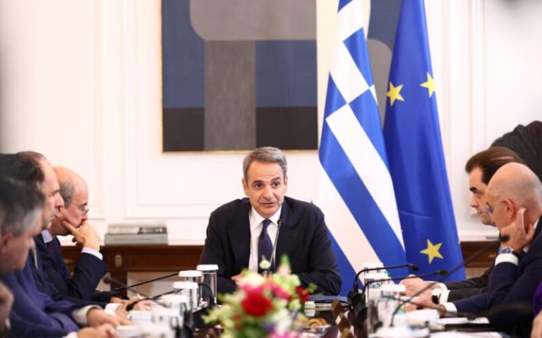 Μητσοτάκης: «Άλλες οι υποχρεώσεις της Βουλής, άλλες της Κυβέρνησης»