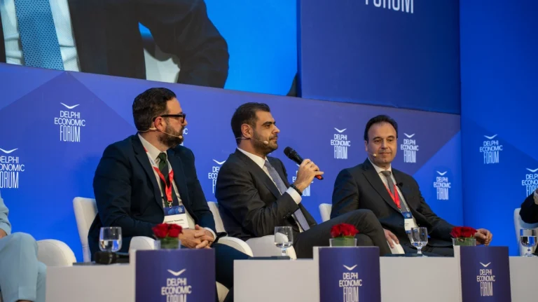 Μαρινάκης: Η μάχη ενάντια στην παραπληροφόρηση είναι βαθύτατα κοινωνικό θέμα